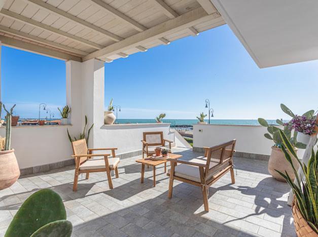 Casa Mira Luxury Sea House Fco Airport Lejlighed Fiumicino Eksteriør billede
